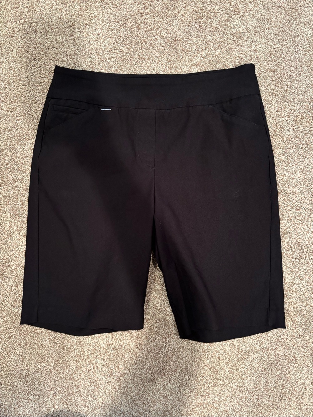 EP Pro Black Women's Bermuda Shorts with Sleek Waistband